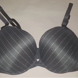 VS Elegant Gray Striped Bra